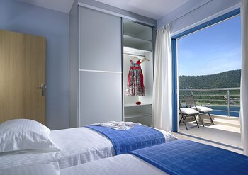 xenia residence and suites