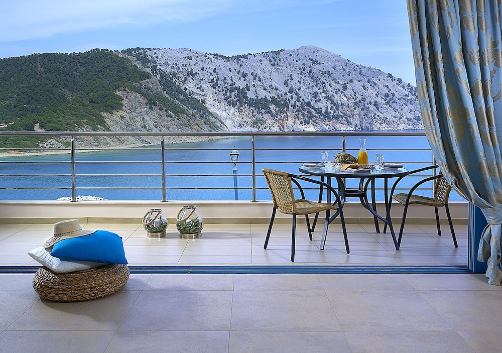 xenia residence and suites