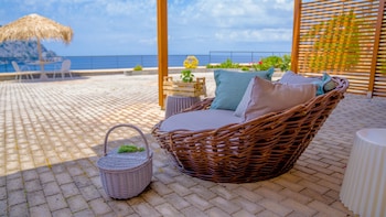xenia residence and suites