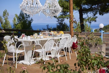 xenia residence and suites