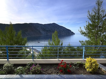 xenia residence and suites