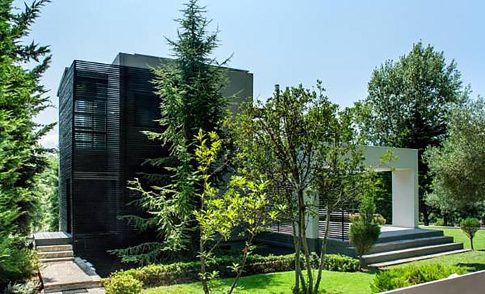 sani woods studios and apartments
