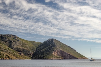 Porto Kale,East Mani>>Areopoli,3 star