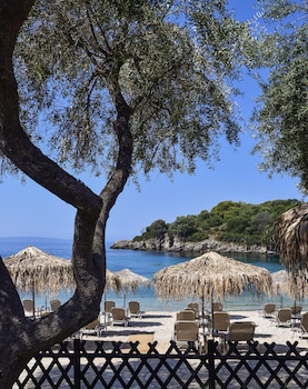 prima vista beachfront boutique hotel