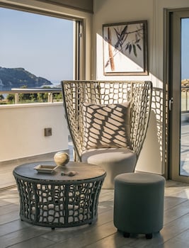 Prima Vista Beachfront Boutique Hotel,Igoumenitsa>>Epirus,5 star