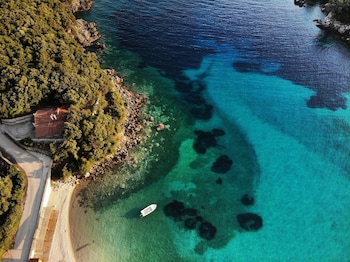 Prima Vista Beachfront Boutique Hotel,Igoumenitsa>>Epirus,5 star