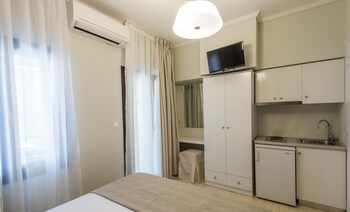 hotel oriana adults only