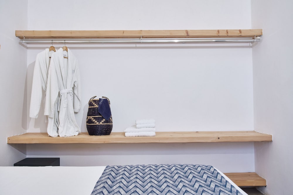 Chrysalis Boutique - Adults Only,Astypalaia>>Analipsi,3 star