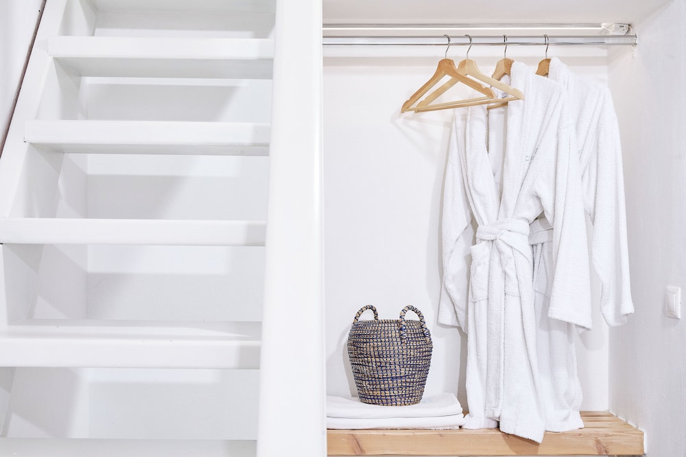 Chrysalis Boutique - Adults Only,Astypalaia>>Analipsi,3 star