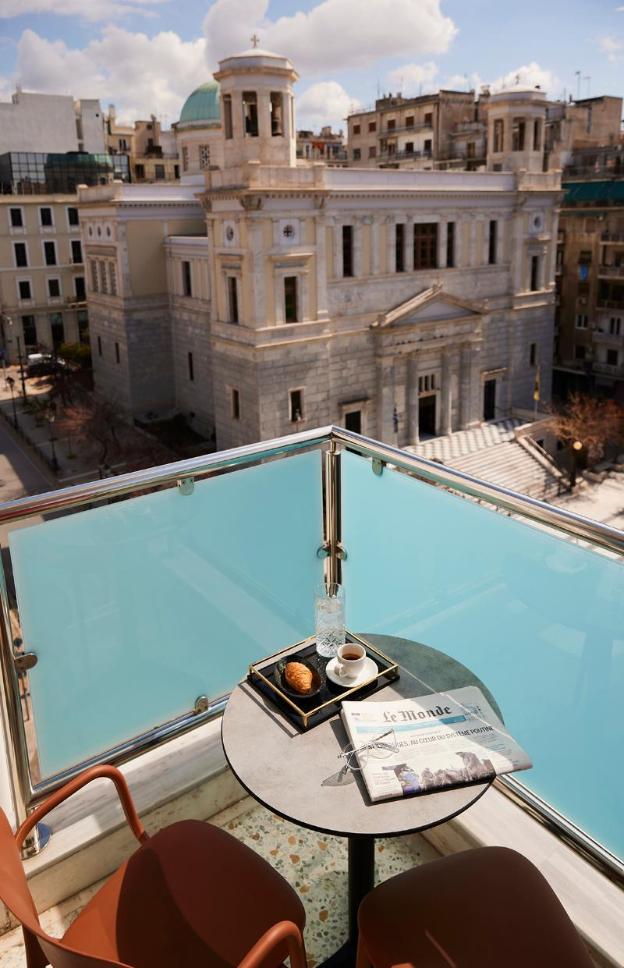 casual kubic athens hotel