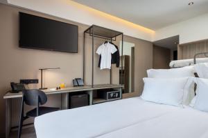 casual kubic athens hotel