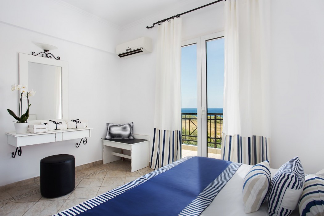 iris beach hotel