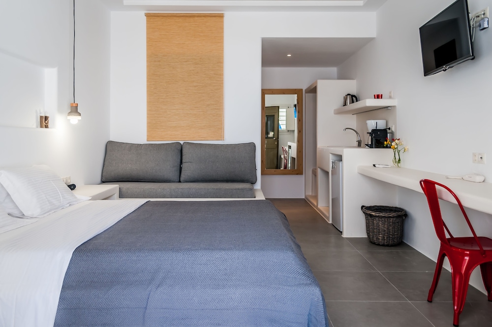 Vilos Suites,Apollonia>>Adamas,4 star