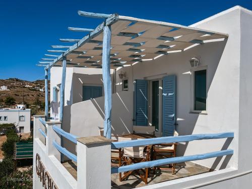 agnadi syros beachfront studios and rooms