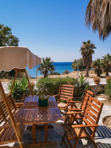 agnadi syros beachfront studios and rooms