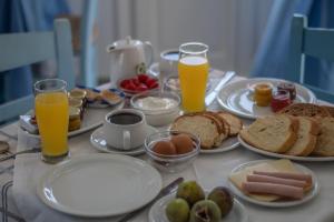 agnadi syros beachfront studios and rooms