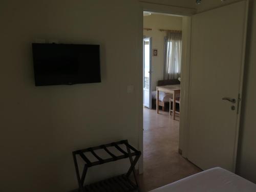 kaminaki amorgos studios and apartments