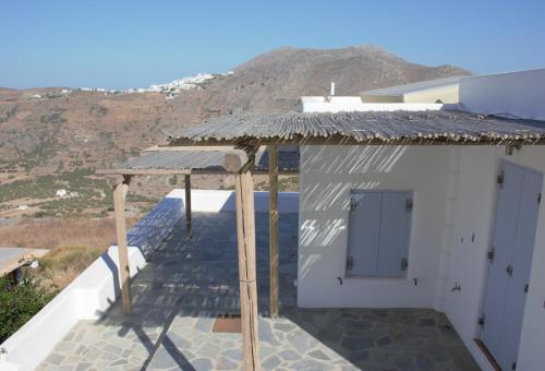 kaminaki amorgos studios and apartments