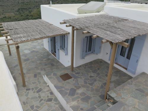 kaminaki amorgos studios and apartments