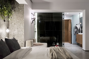 dyo suites