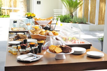 dyo suites