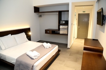 megara hotel