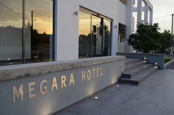 Megara Hotel,Athens>>Aegina,3 star