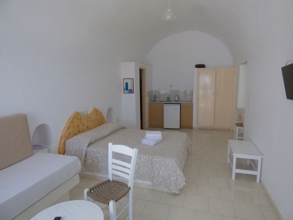 villa thiranthemis adults only