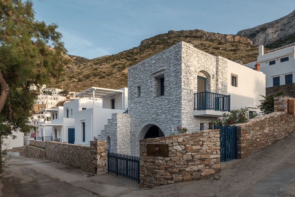 sifnos house rooms and spa