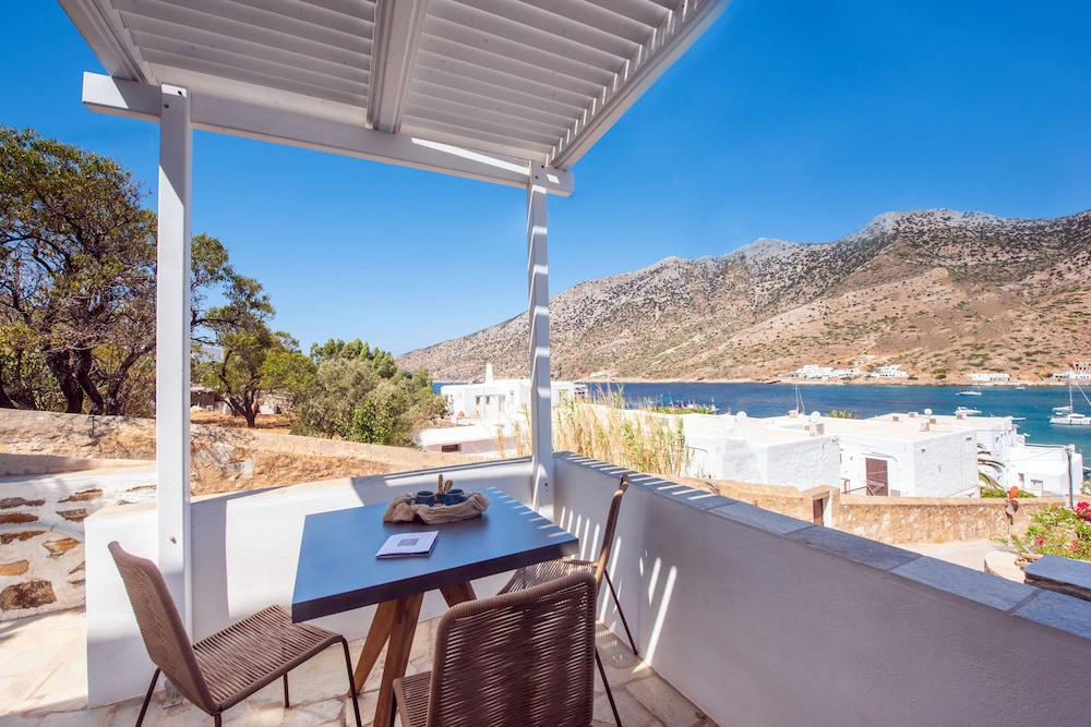 sifnos house rooms and spa
