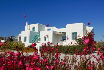ploes seaside houses