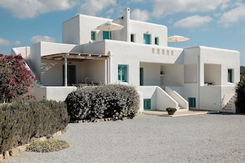 ploes seaside houses