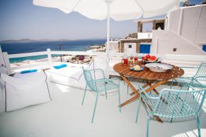 mykonos moussa suites