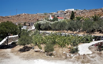 mykonos moussa suites