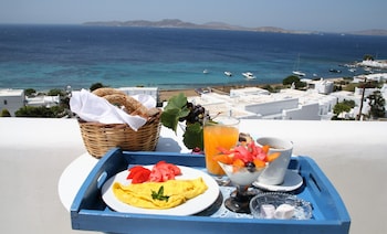 mykonos moussa suites