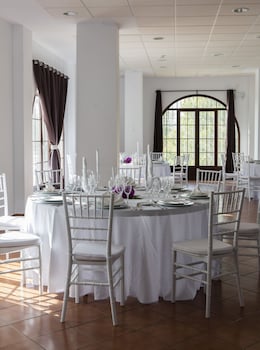 tugasa villa algar