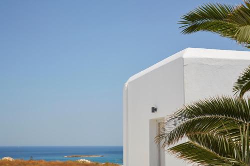 paros