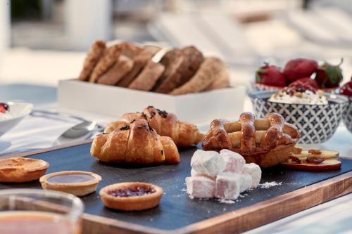 mrs armelina by mrandmrs white hotels