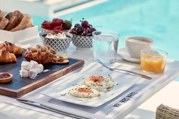 mrs armelina by mrandmrs white hotels