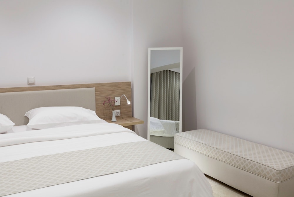 zephyros hotel