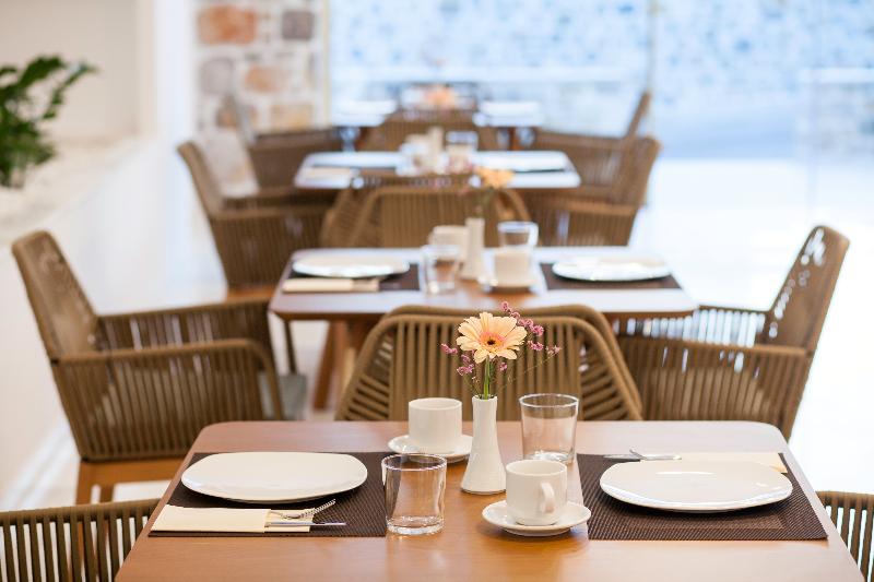Zephyros Hotel,Kalymnos>>Dodecanese Islands,3 star