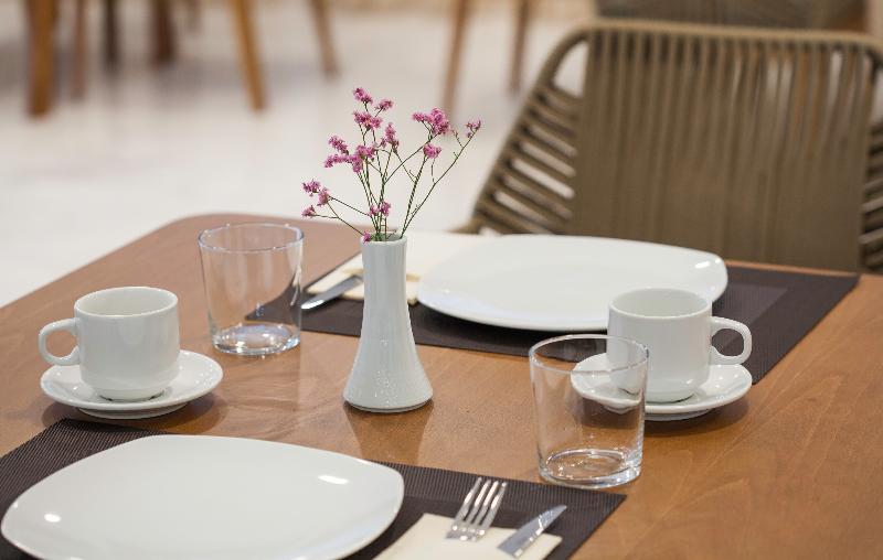 Zephyros Hotel,Kalymnos>>Dodecanese Islands,3 star