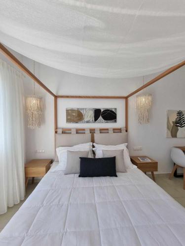 eutuxia rooms and studios