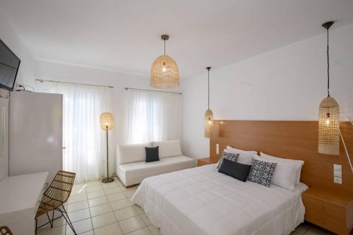 eutuxia rooms and studios