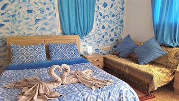 pleasure beachside studios