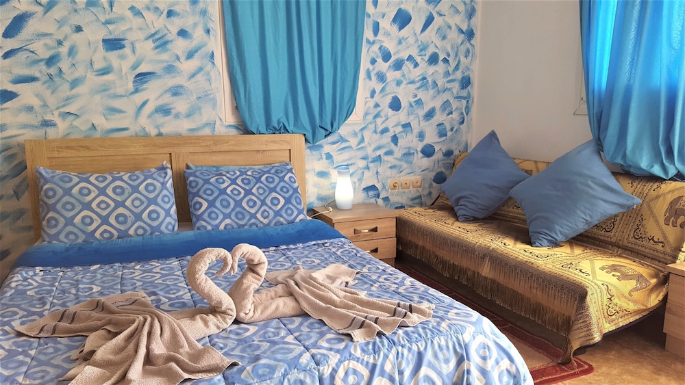 pleasure beachside studios