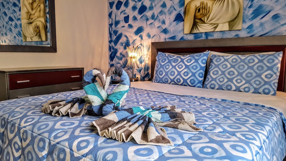 pleasure beachside studios