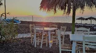 pleasure beachside studios