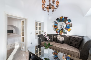 hyperion oia suites