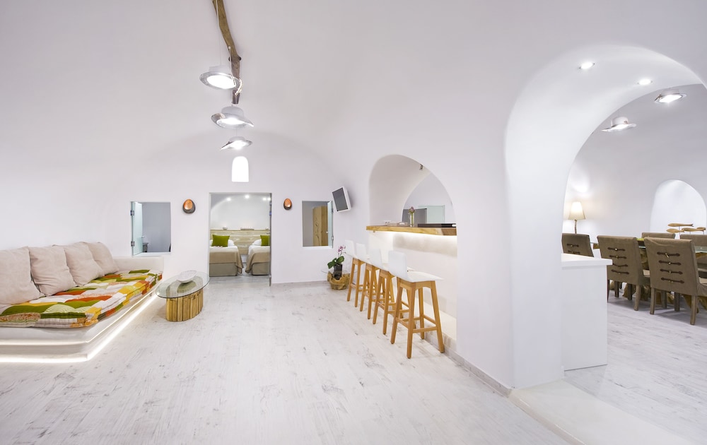 hyperion oia suites